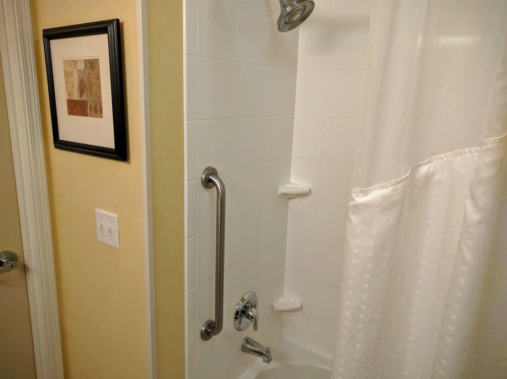 Holiday Inn Express & Suites Merced - Yosemite Natl Pk Area By Ihg Exterior foto